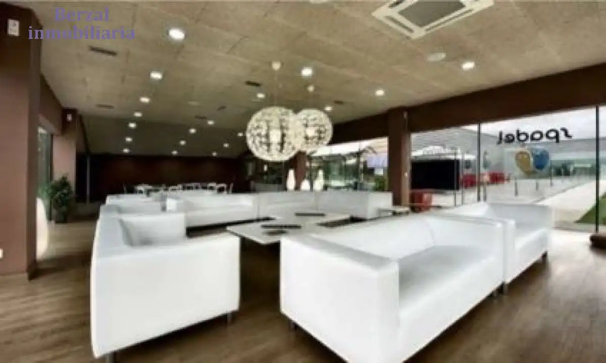 Casa o chalet en venta en  Logroño con Aire acondicionado, Calefacción y Jardín privado