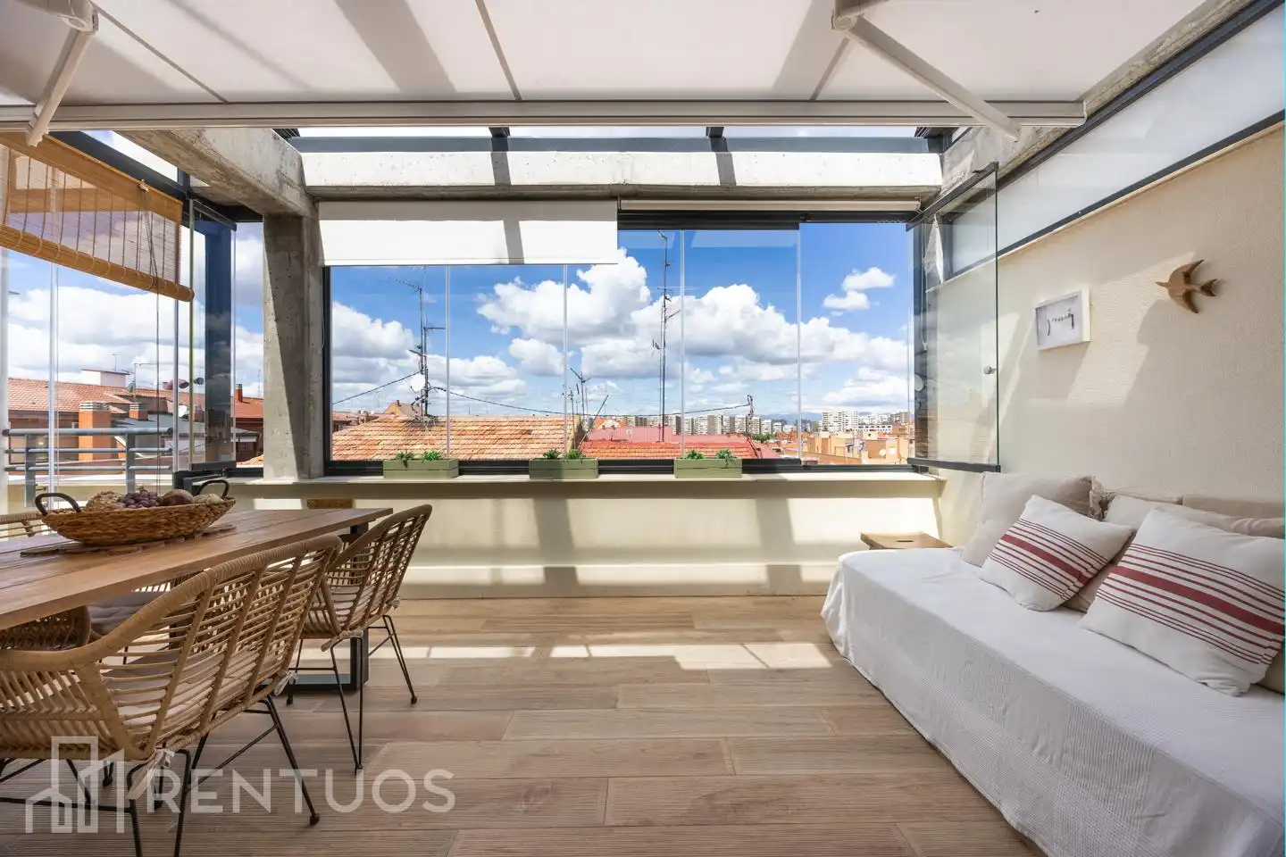 Terrassa de Àtic de lloguer en  Madrid Capital amb Aire condicionat, Calefacció i Terrassa