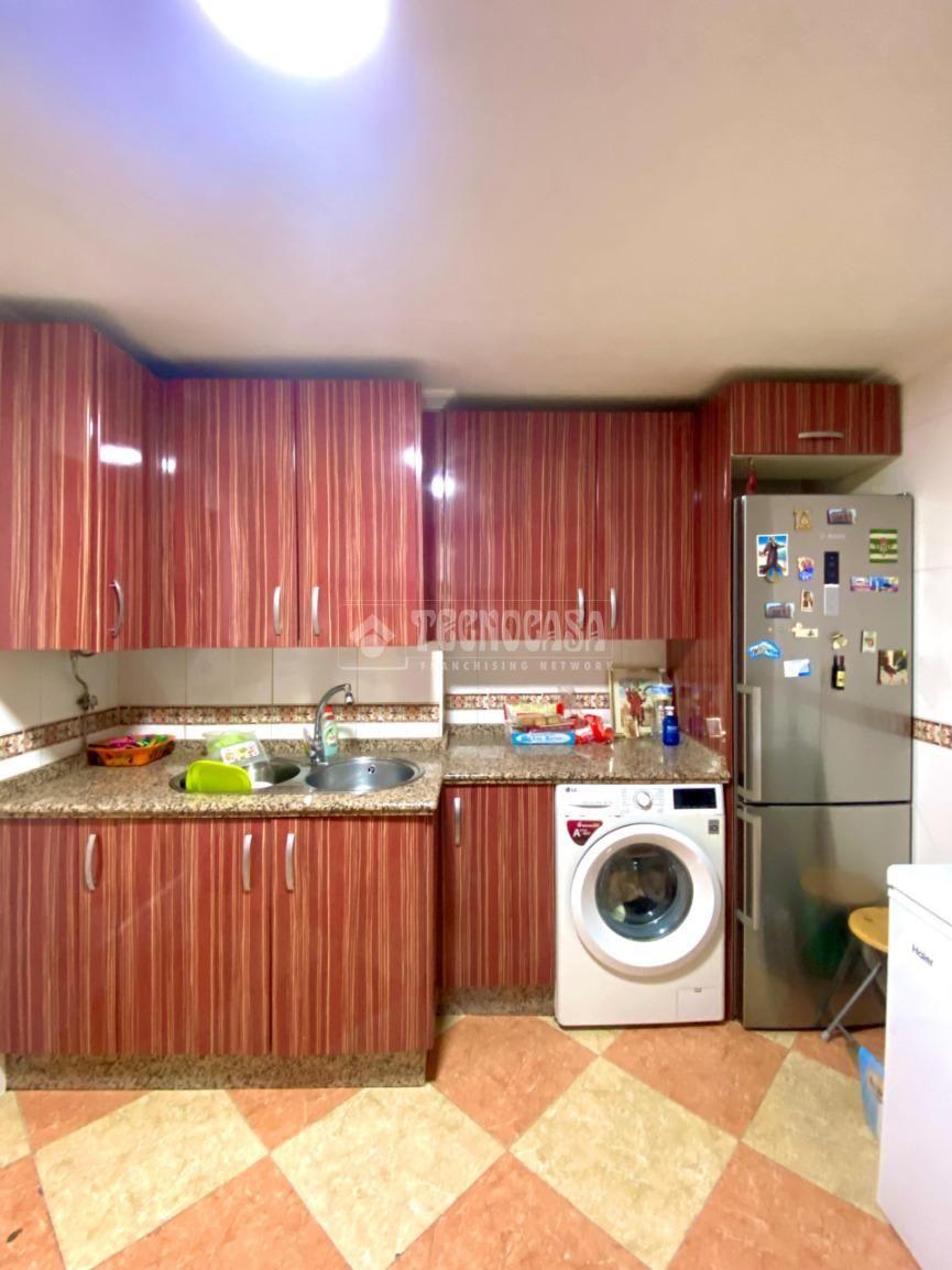 Cocina de Piso en venta en  Sevilla Capital con Aire acondicionado y Balcón