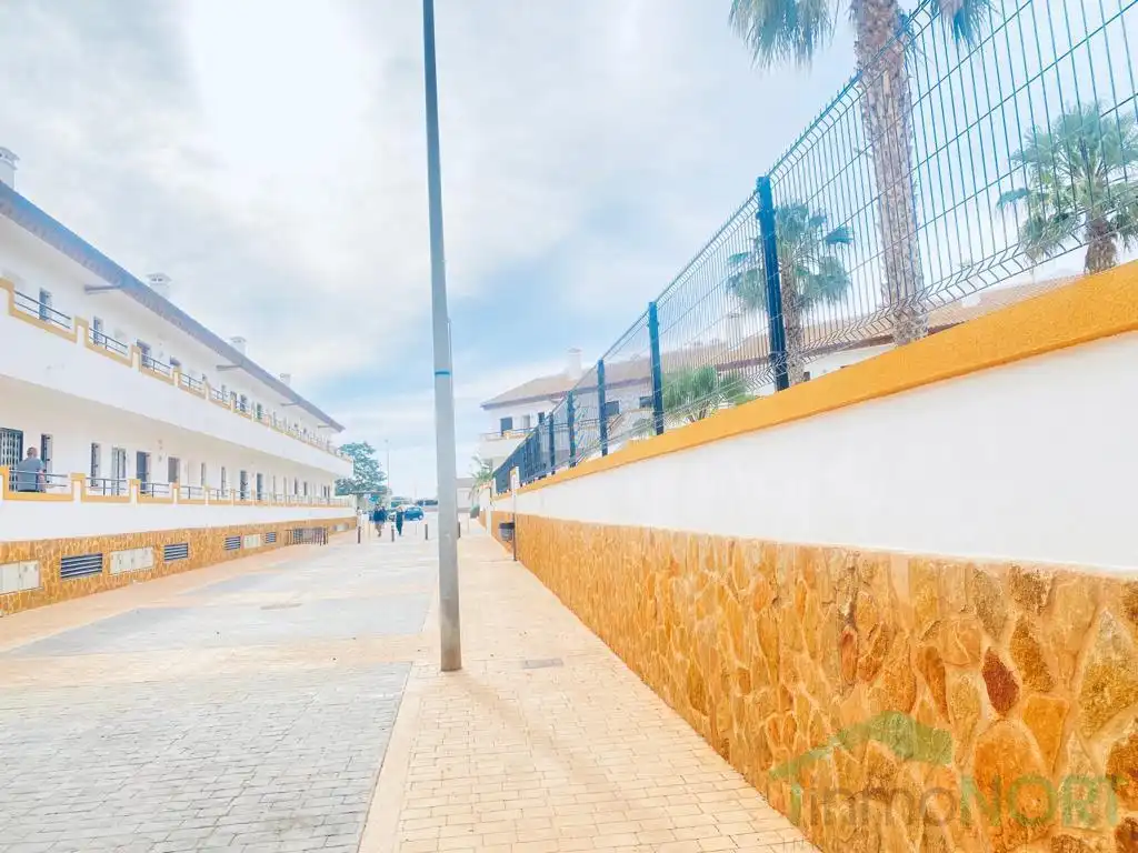 Vista exterior de Pis en venda en Cartagena amb Aire condicionat, Terrassa i Moblat