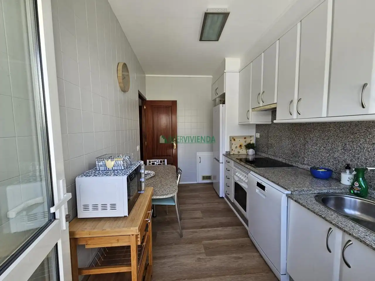 Cocina de Casa o chalet en venta en Sanxenxo con Calefacción y Jardín privado