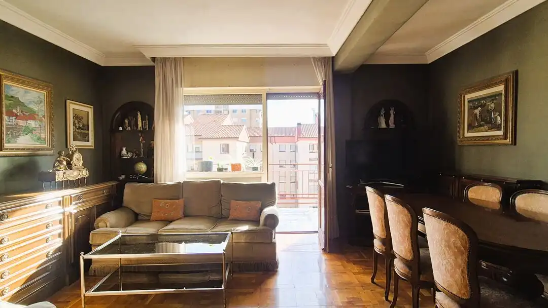 Wohnzimmer von Wohnung zum Verkauf in  Pamplona / Iruña mit Heizung, Terrasse und Abstellraum