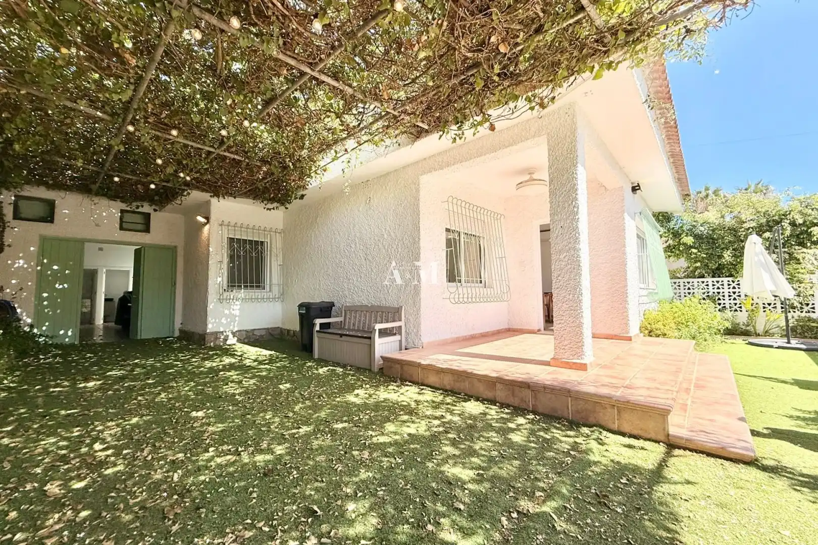 Maison avec terrasse à louer à Torre de la Horadada