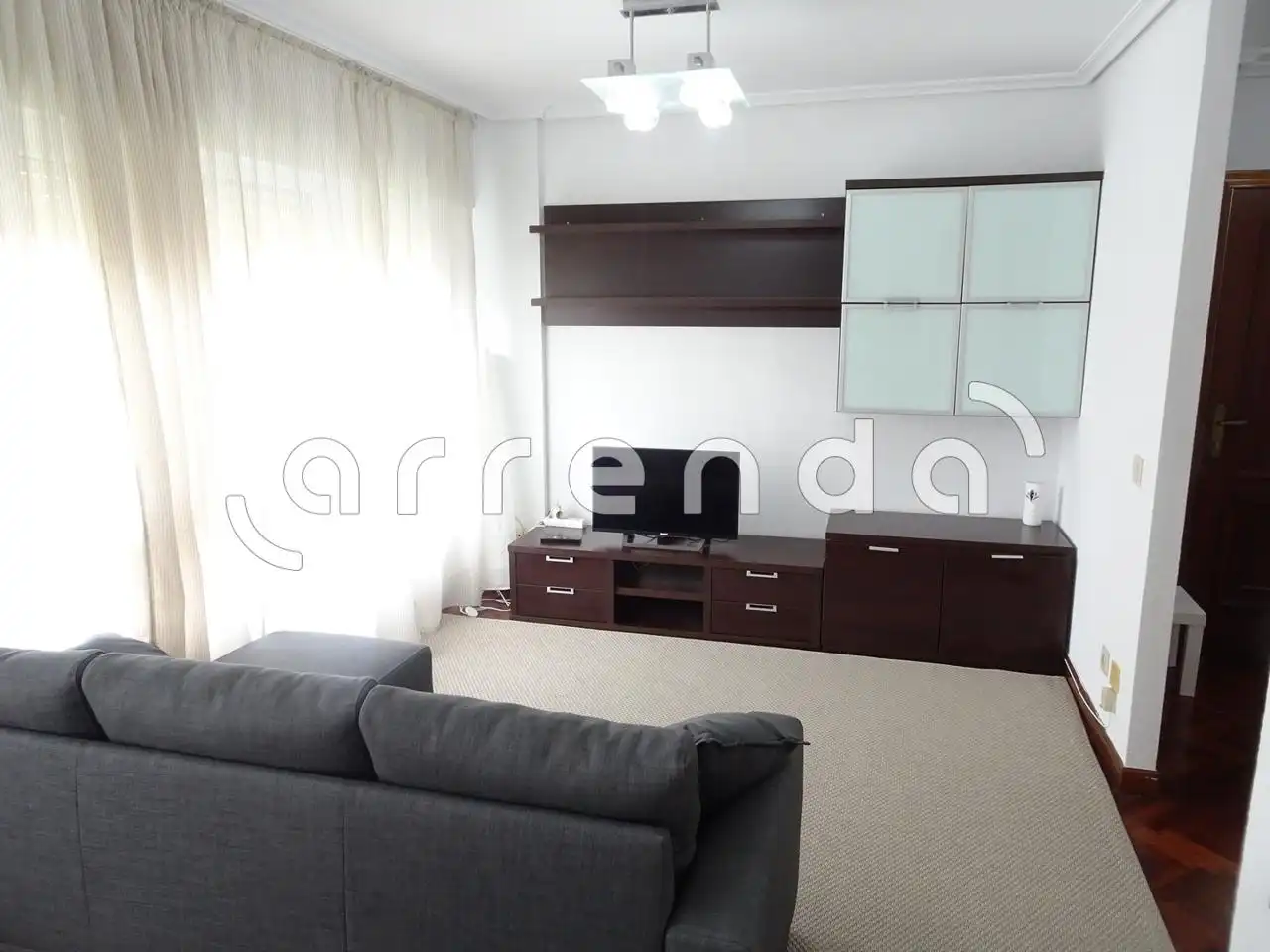 Flat for rent in Consuelo Bergés, Valdenoja
