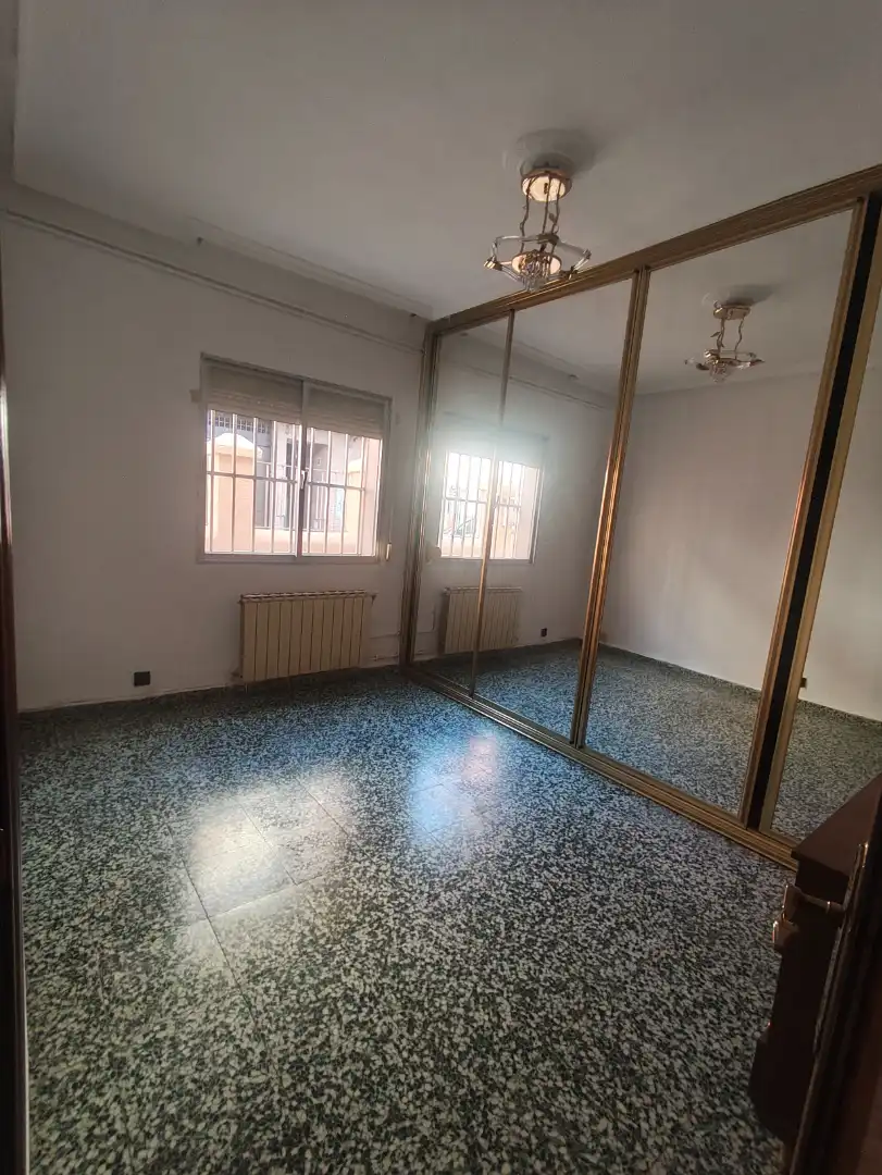 Dormitori de Casa o xalet de lloguer en Pinto amb Calefacció, Jardí privat i Forn