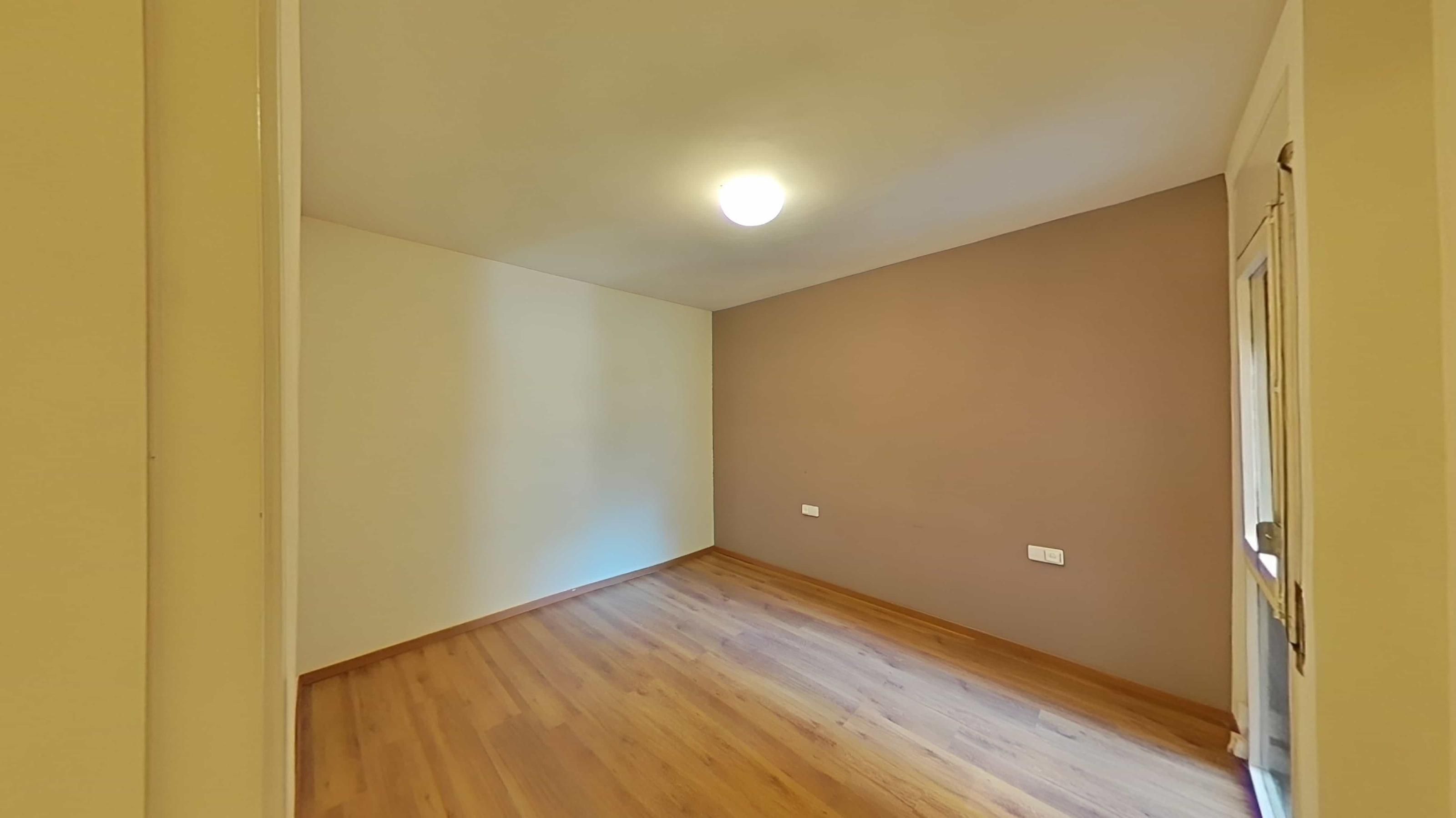 Bedroom of Flat for sale in Sabadell  with Heating, Private garden and Balcony