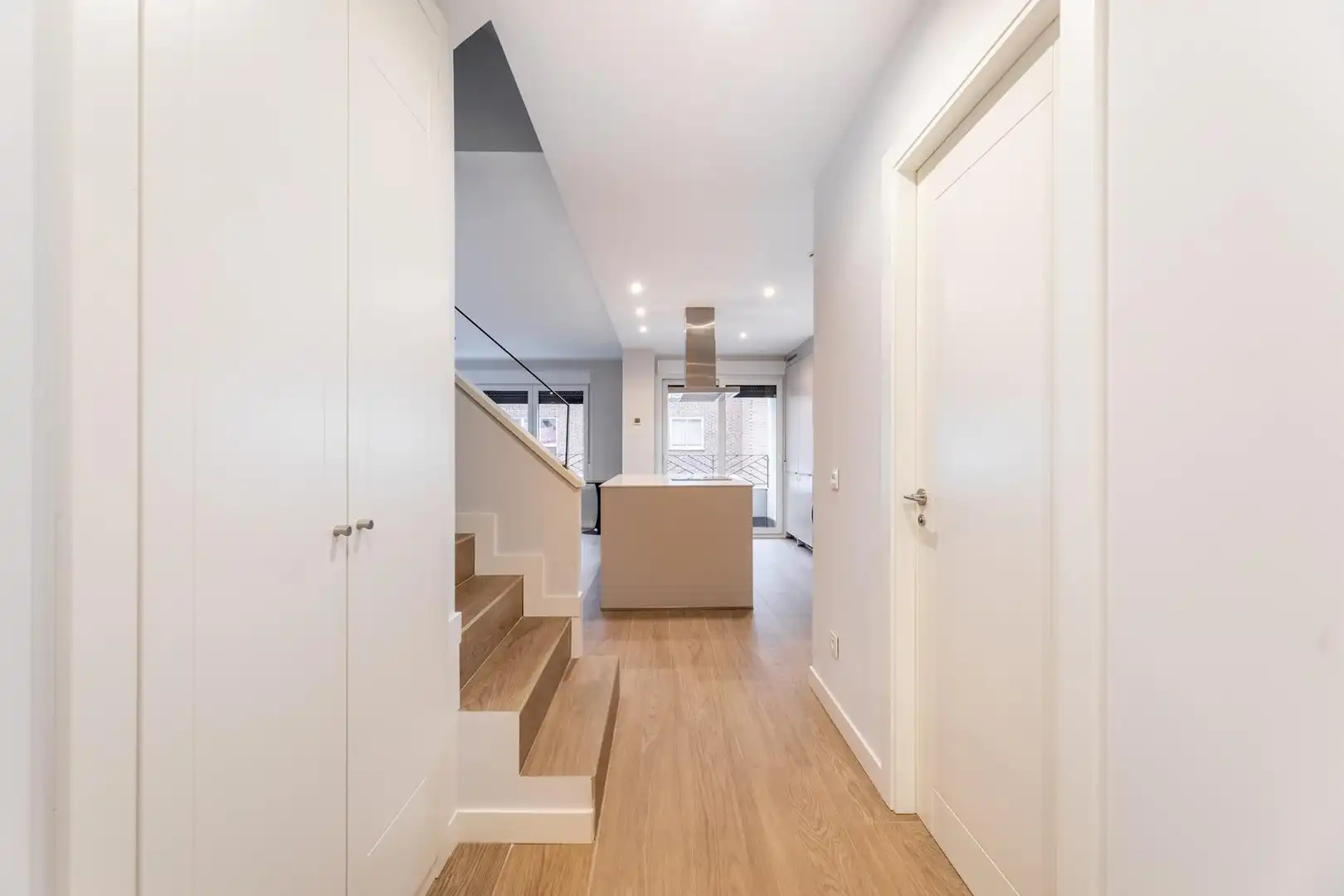 Duplex with garden for sale in Calle del Doctor Ramón Muncharaz 4