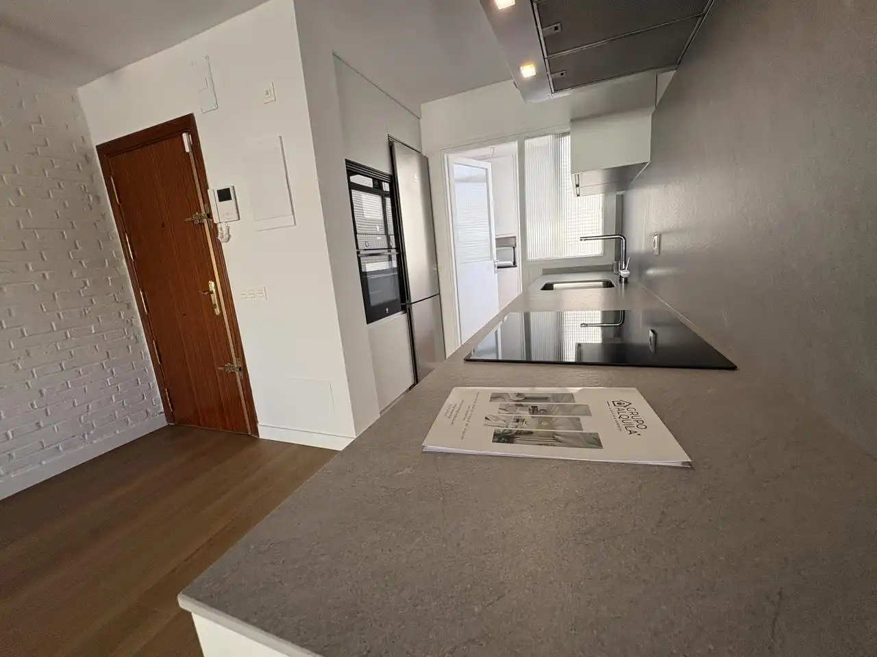 Küche von Wohnung zur Miete in Madrid mit Klimaanlage und Heizung