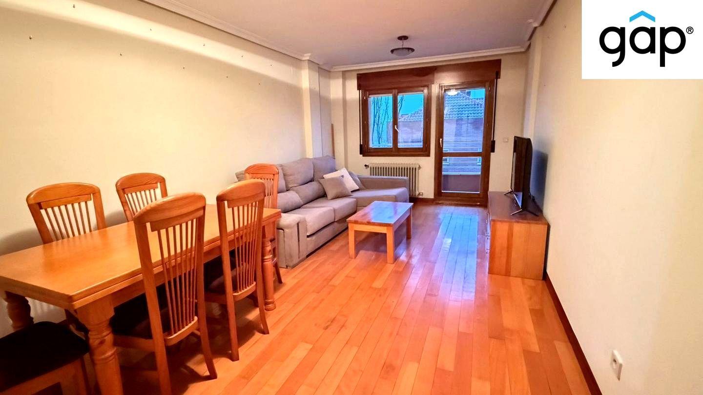 Flat to rent in Del Rey Juan Carlos I, San Fernando - Carretera de Valencia