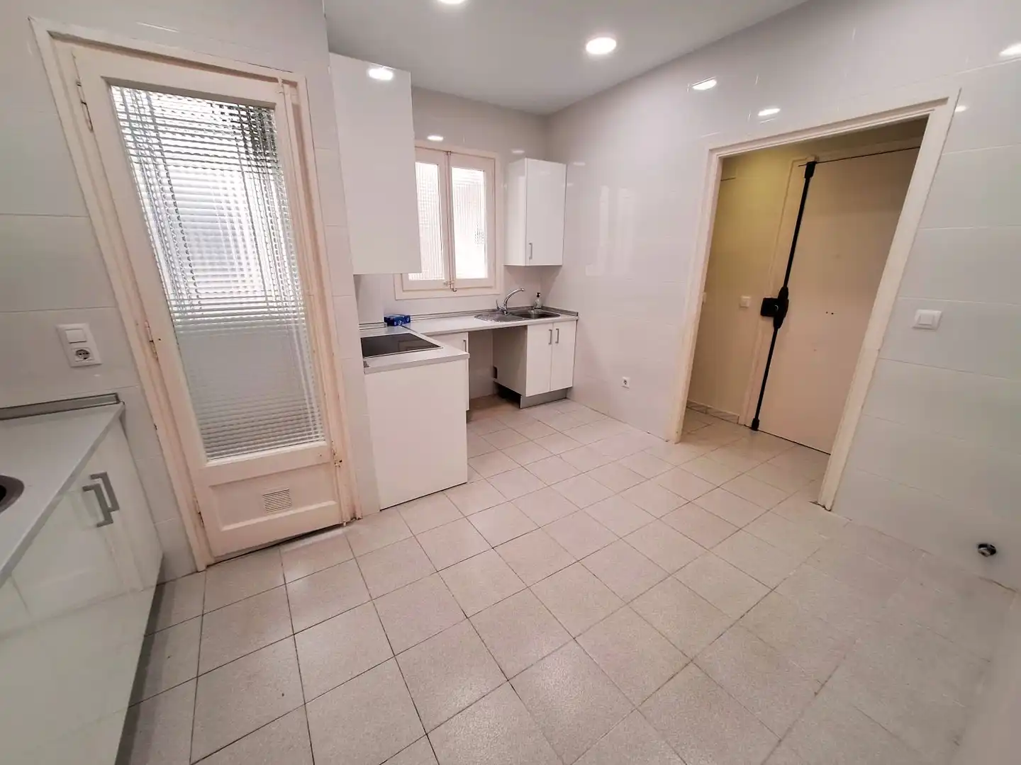 Wohnung zur Miete in Orense, Cuatro Caminos - Azca