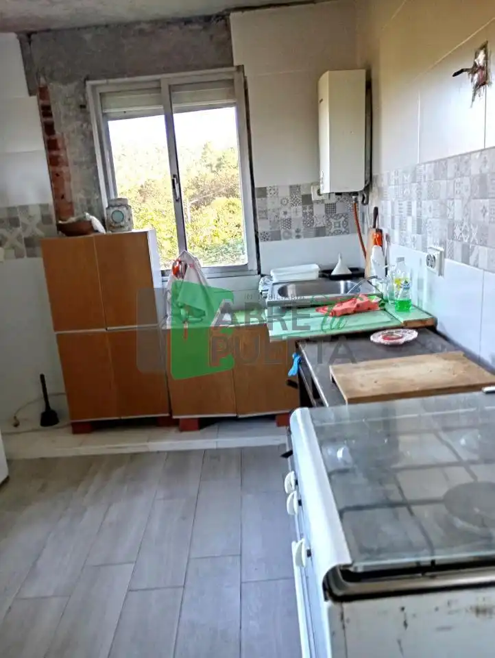 Cuina de Casa o xalet en venda en Lobeira amb Jardí privat