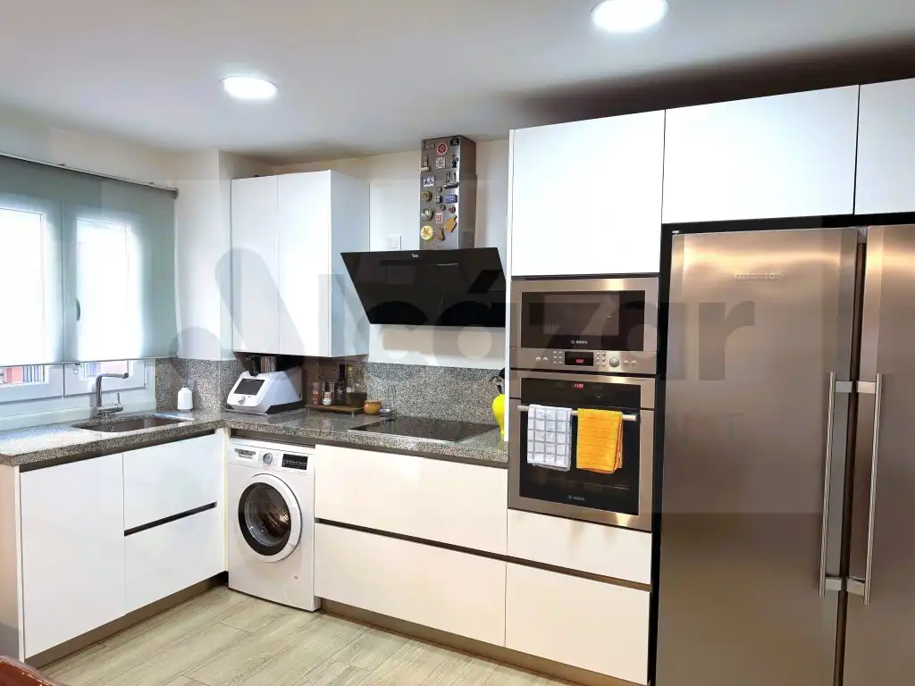Cocina de Piso en venta en Sevilla con Aire acondicionado, Calefacción y Terraza