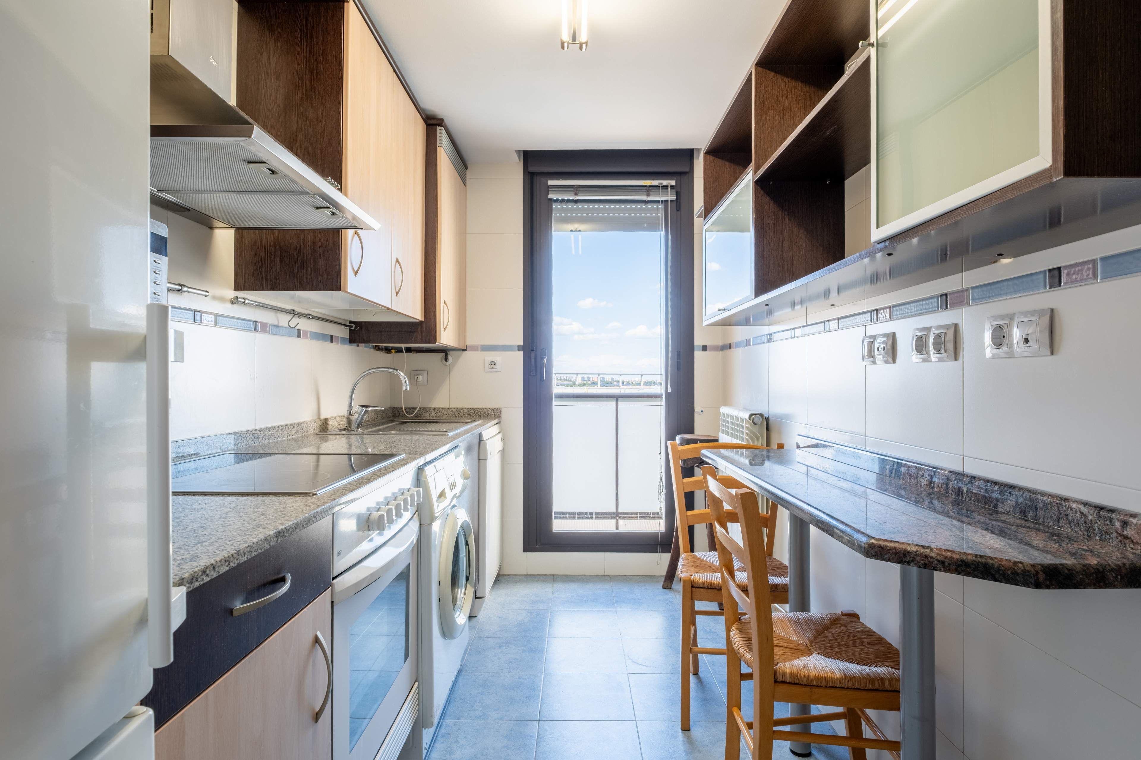 Kitchen of Flat to rent in Cuarte de Huerva  with Heating, Parquet flooring and Terrace