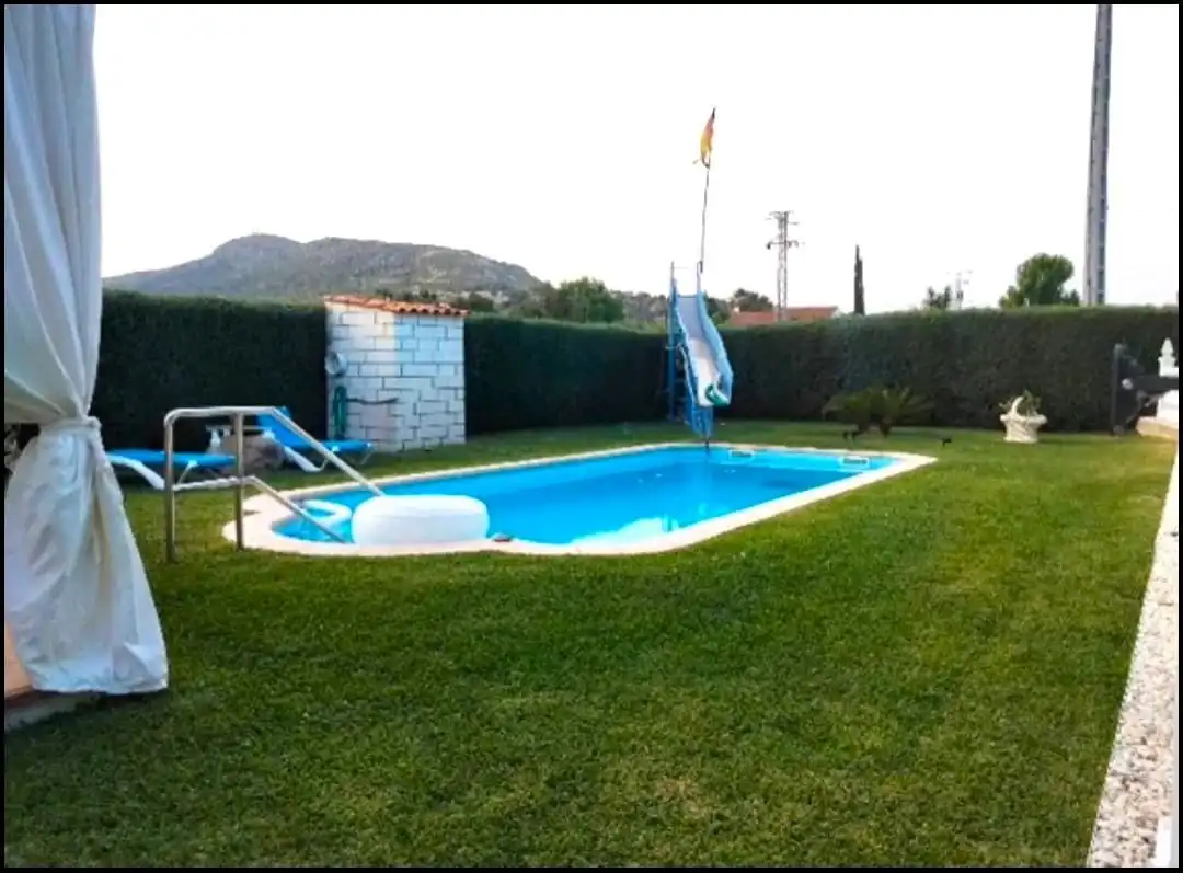 Swimming pool of Country homes for sale in Arroyo de San Serván  with Air Conditioner, Heating and Private garden