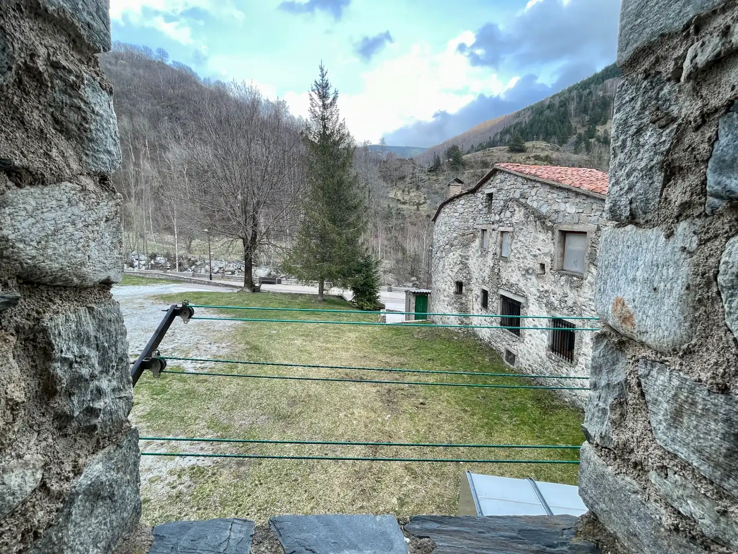 Vista exterior de Finca rústica en venta en Setcases con Calefacción, Amueblado y Horno