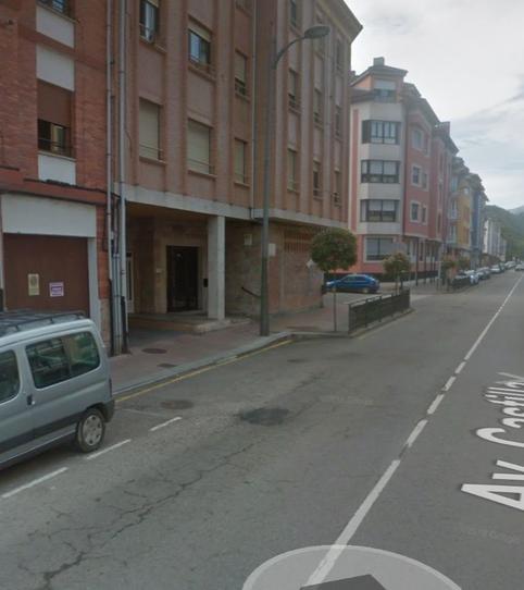 Foto 2 de Garaje de alquiler en Avenida Castilla, 35, Cangas de Onís, Asturias