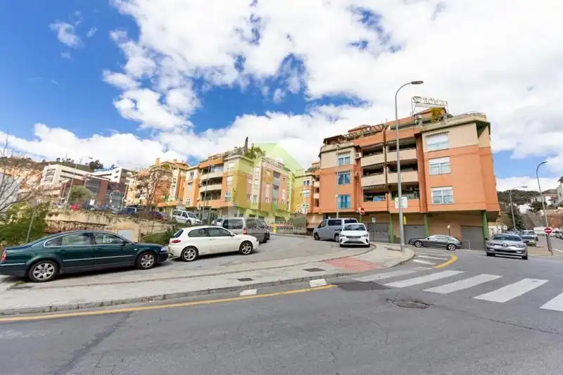 Vista exterior de Àtic en venda en Granada