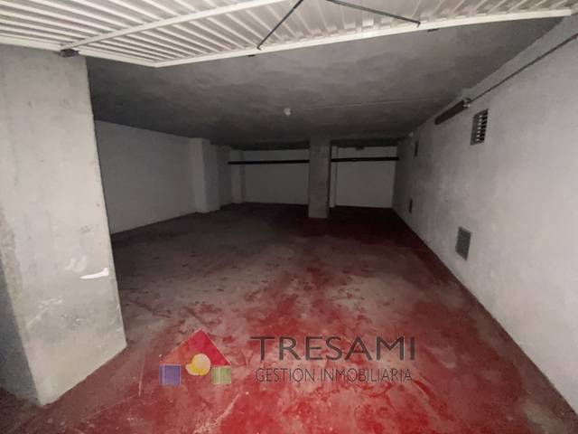 Garaje en Alquiler en TAPIA DE CASARIEGO, 1 en Parroquias Sur - La Manjoya