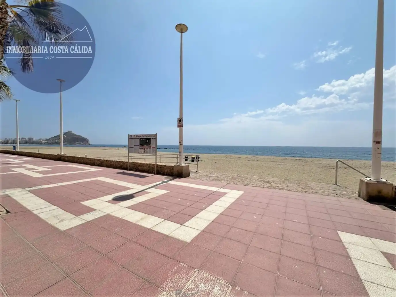 Außenansicht von Wohnung zum Verkauf in Águilas mit Balkon