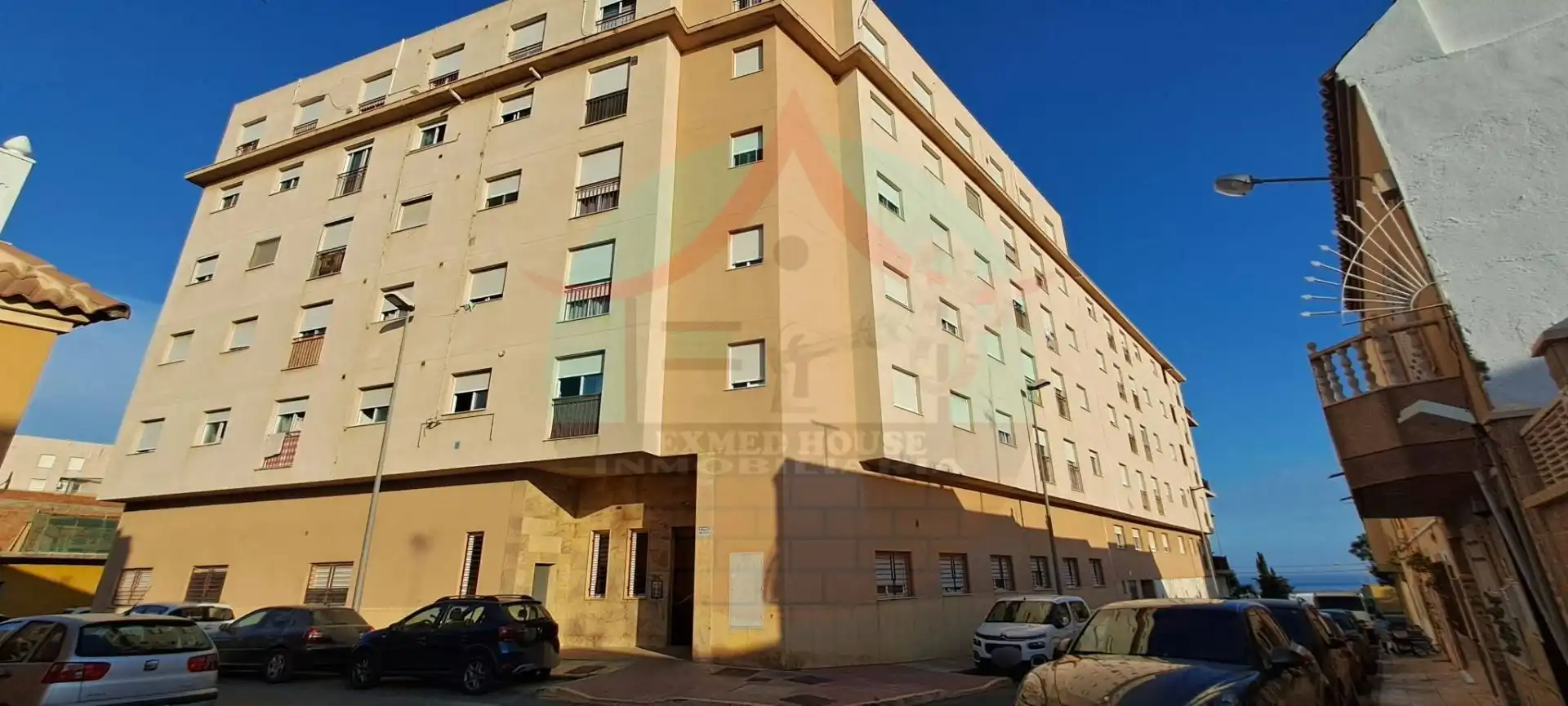Piso en venta en PINTOR MONCADA CALVACHE