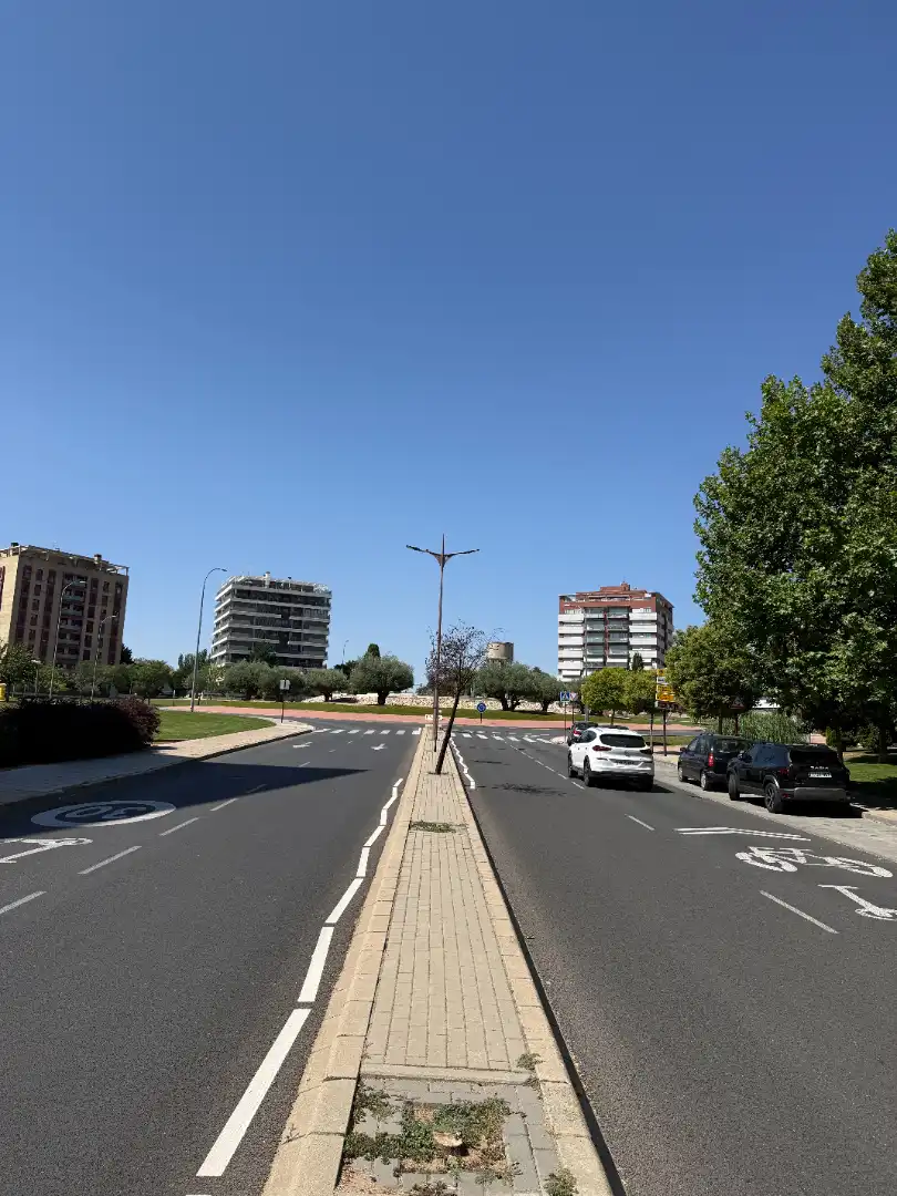 Außenansicht von Dachboden zur Miete in Guadalajara mit Klimaanlage, Heizung und Terrasse