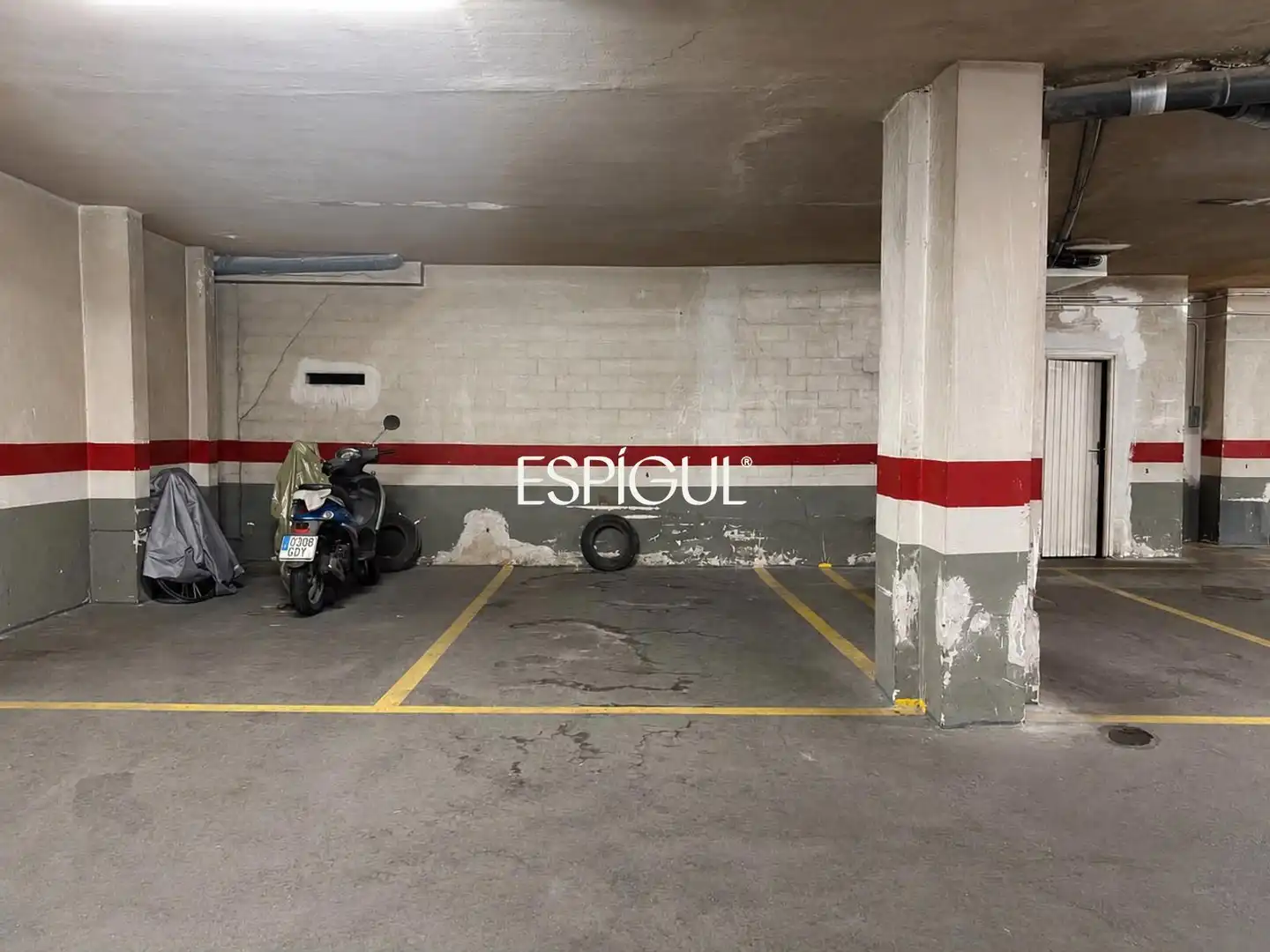 Parking of Attic for sale in Barcelona  with Air Conditioner, Heating and Parquet flooring