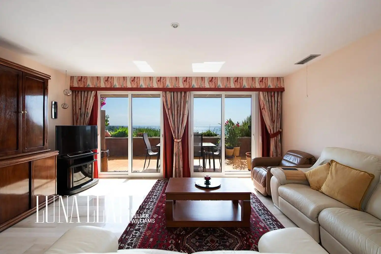Living room of Attic for sale in Sitges  with Terrace