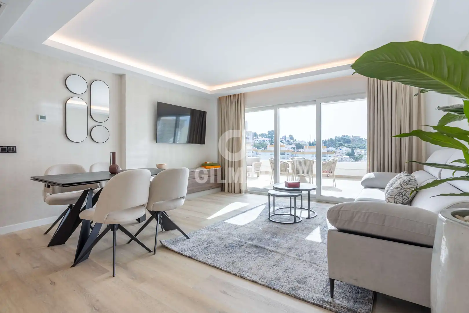 Penthouse with terrace for sale in Nueva Andalucía, imagen 4