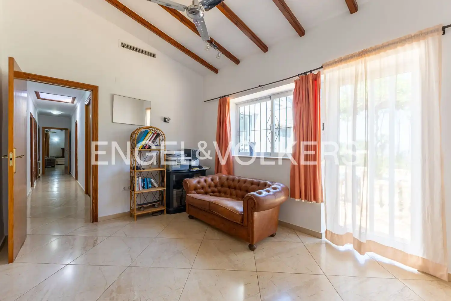 Sala de estar de Casa o chalet en venta en Dénia con Aire acondicionado, Calefacción y Jardín privado