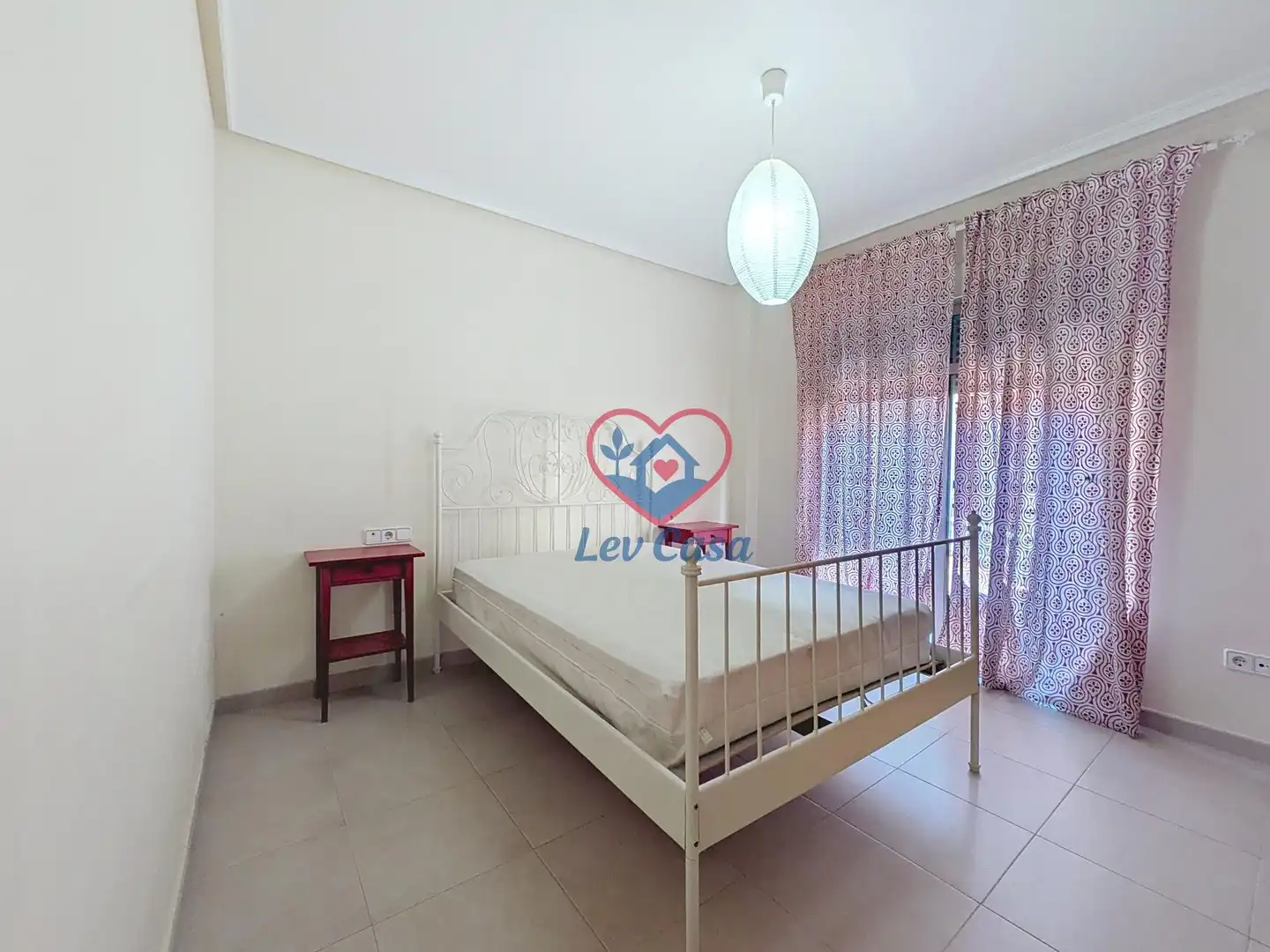 Habitación de Piso en venta en Murcia con Aire acondicionado y Amueblado