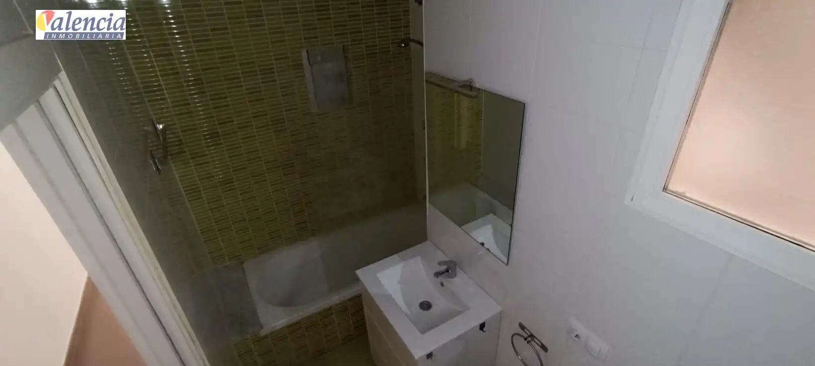 Baño de Apartamento en venta en Paterna