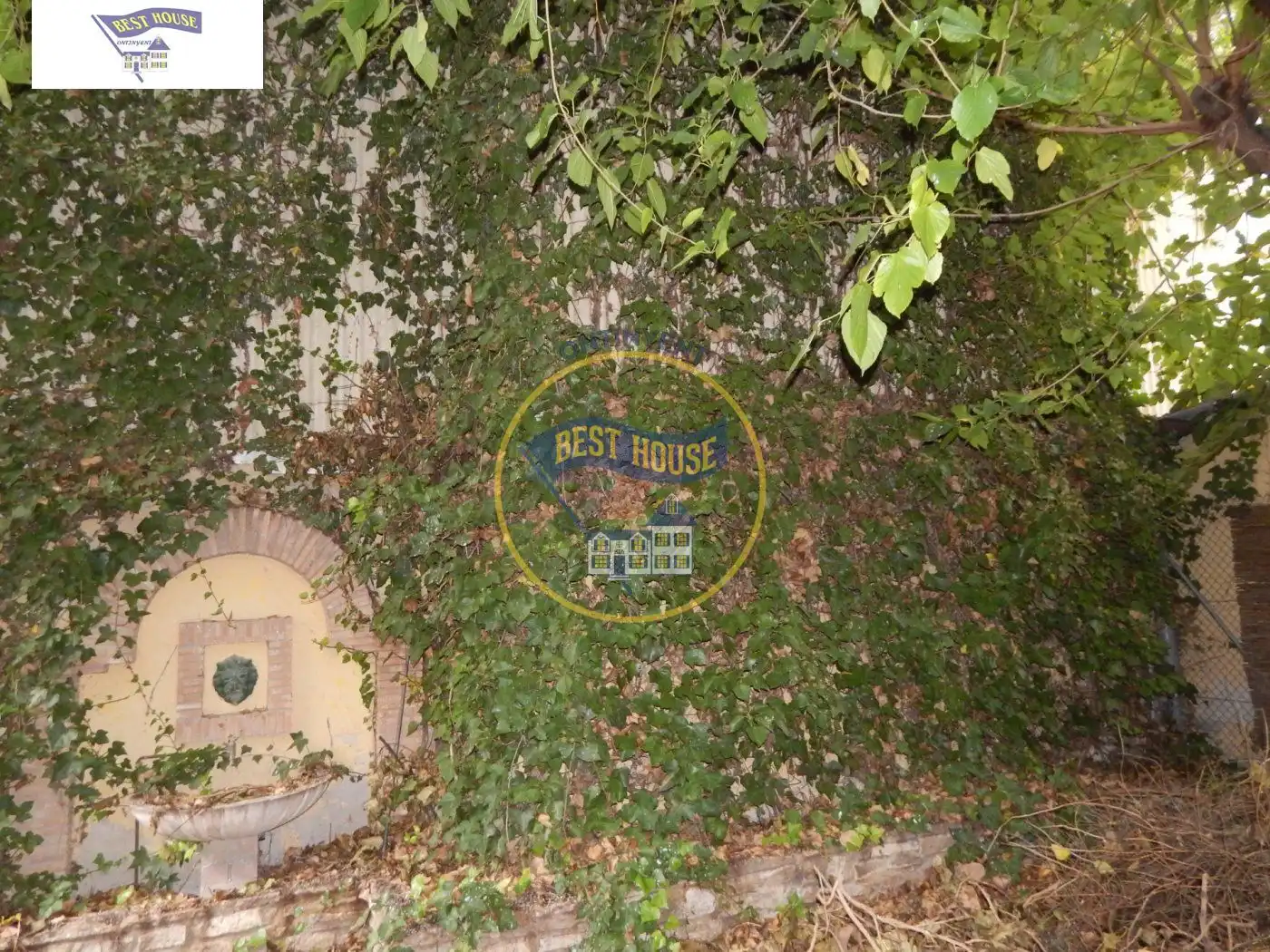 Houses for sale in Ontinyent  with Private garden, Storage room and Swimming Pool