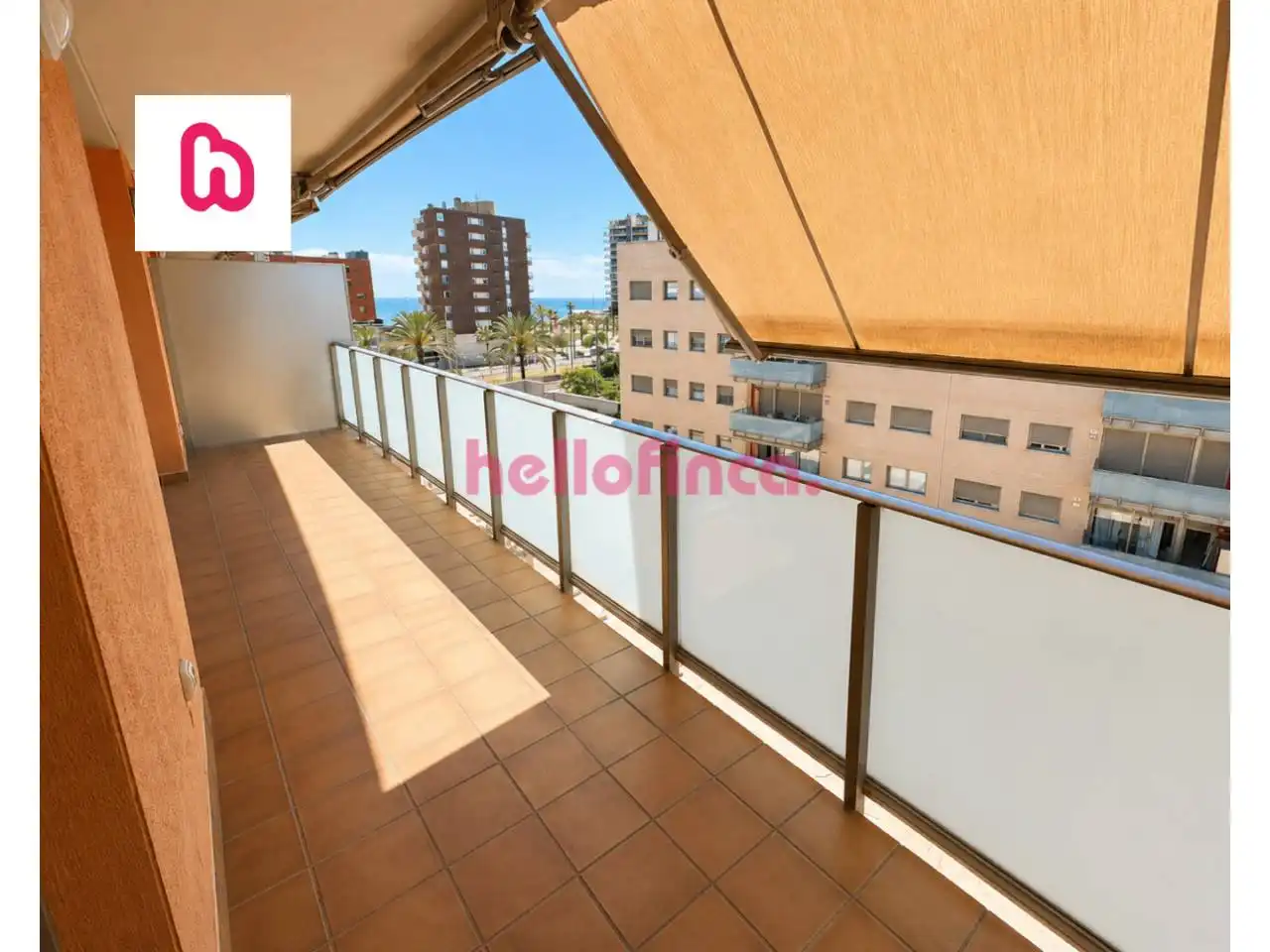 Maisonette zum Verkauf in Badalona mit Heizung, Parkett und Terrasse
