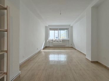 Wohnung mit Balkon zum Verkauf in Calle Calle Entrefuentes