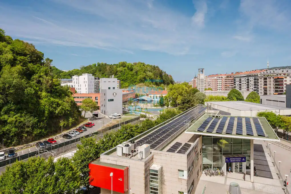 Exterior view of Flat for sale in Donostia - San Sebastián   with Heating and Terrace