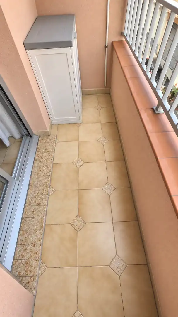 Flat for sale in El Prat de Llobregat  with Air Conditioner, Heating and Oven