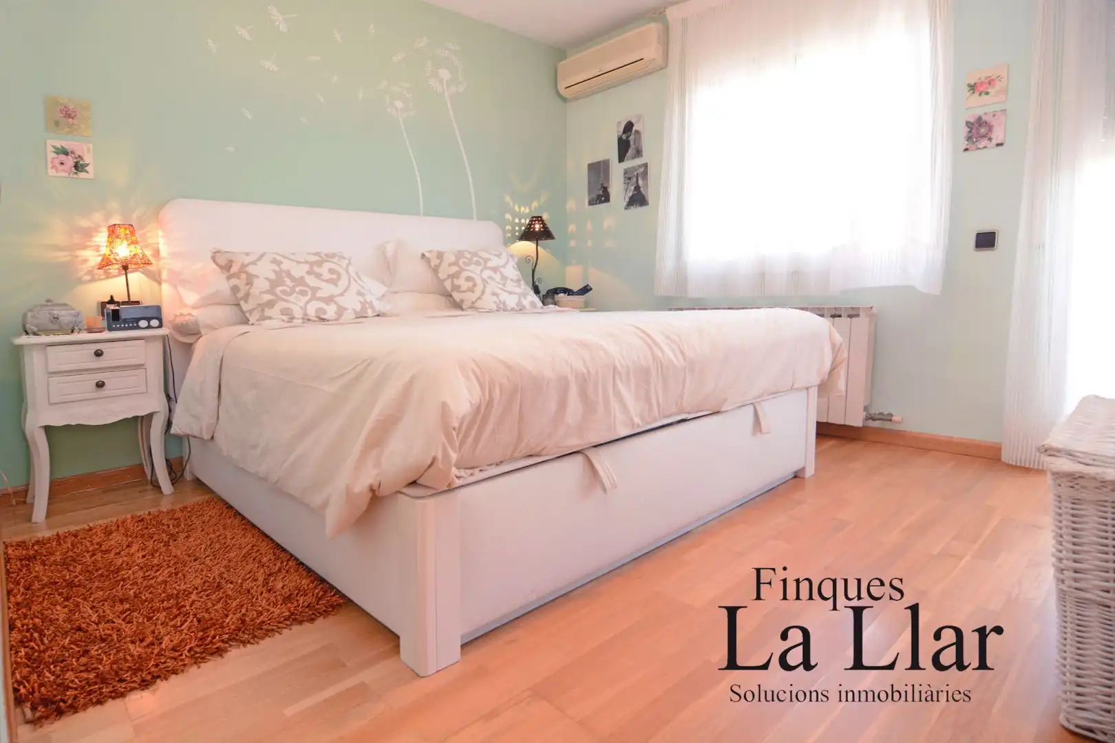 Habitación de Casa adosada en venta en Gavà con Aire acondicionado y Calefacción