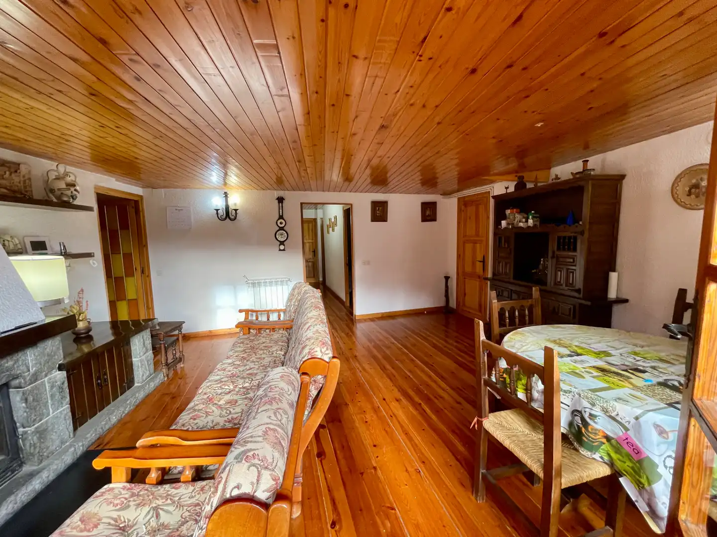 Sala de estar de Ático en venta en Setcases con Calefacción, Terraza y Amueblado