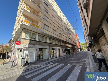 Wohnung mit Aufzug zum Verkauf in Calle López Gómez 17
