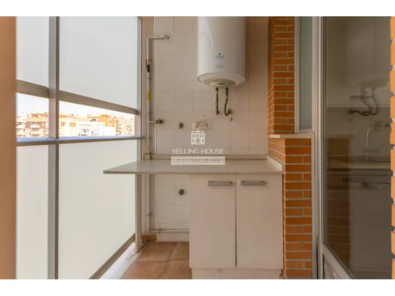 Terrasse von Wohnung zum Verkauf in Valencia mit Klimaanlage, Heizung und Parkett