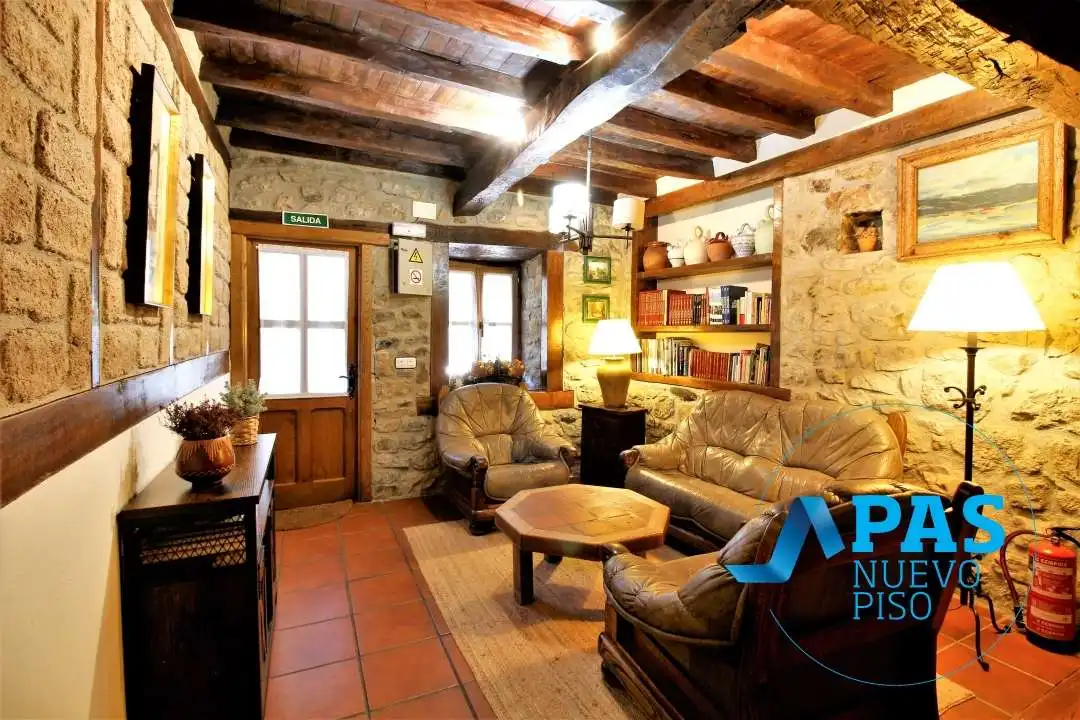 Living room of Houses for sale in Camaleño  with Heating, Private garden and Terrace
