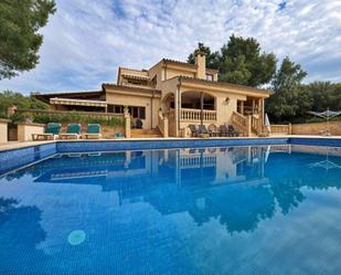 Piscina de Finca rústica en venda en Alcúdia amb Aire condicionat, Calefacció i Jardí privat