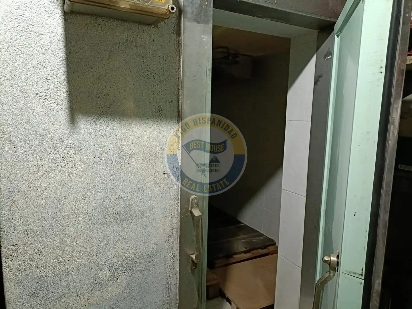 Finca rústica en venta en Vigo  con Calefacción, Trastero y Piscina