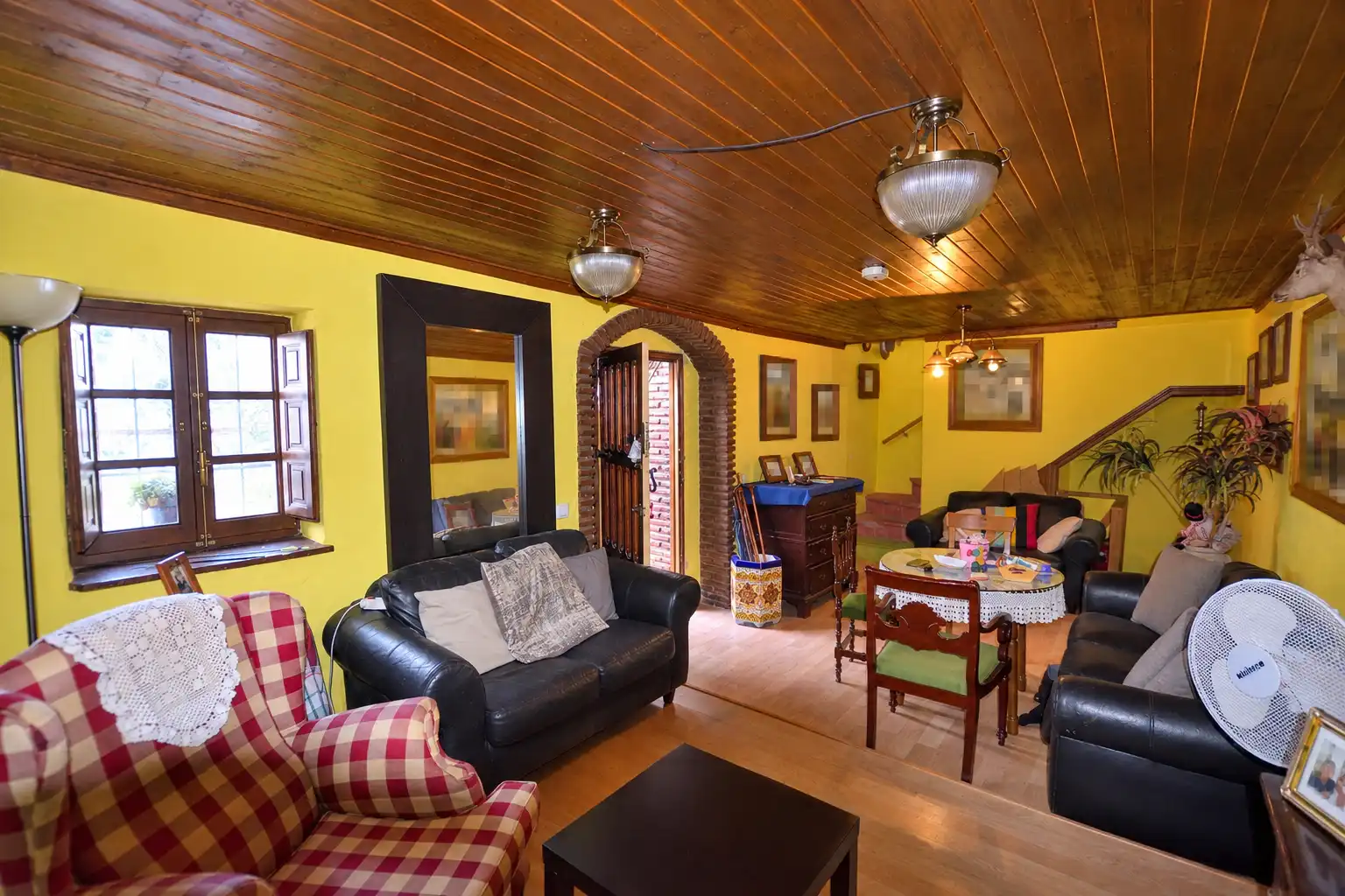 Living room of Detached homes for sale in Parauta  with Heating, Terrace and Storage room
