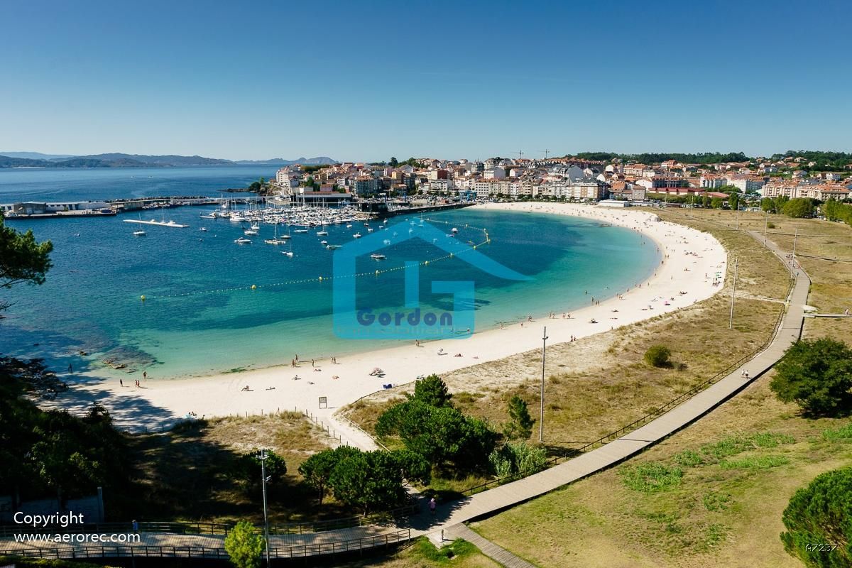 Exterior view of Flat for sale in Sanxenxo  with Terrace and Furnished