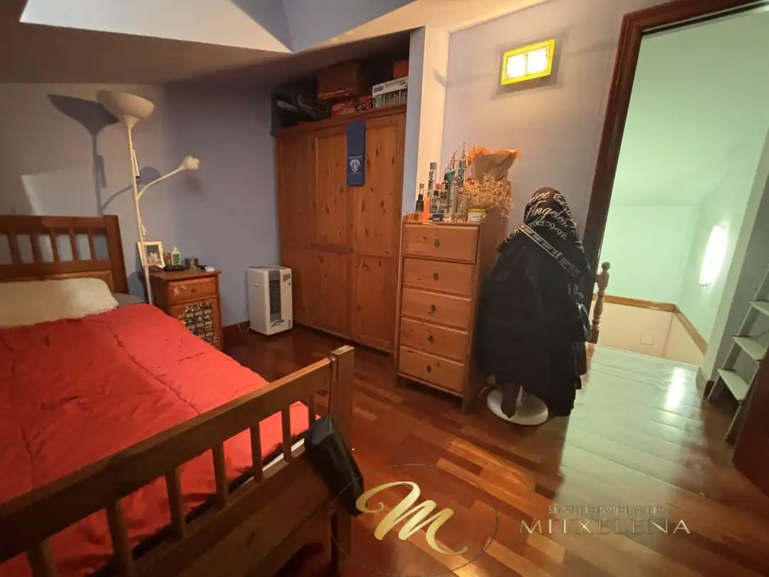 Bedroom of Detached homes for sale in Etxebarri  with Heating, Private garden and Storage room