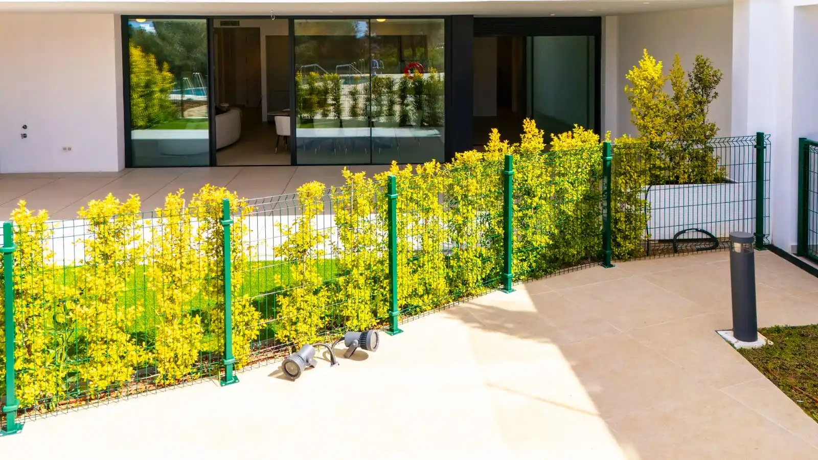 Terrassa de Planta baixa en venda en Marbella amb Aire condicionat, Calefacció i Jardí privat