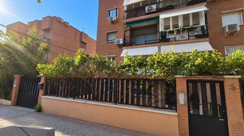Foto 4 de Piso en venta en Calle Ramon Fort, 5, Costillares, Madrid Capital
