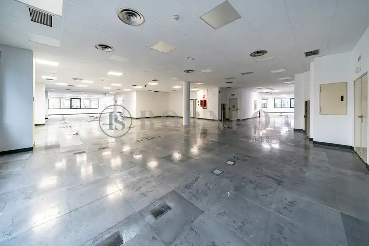 Office for rent in Virgen del Cortijo - Manoteras