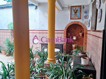 Casa amb balcó en venda a Centro